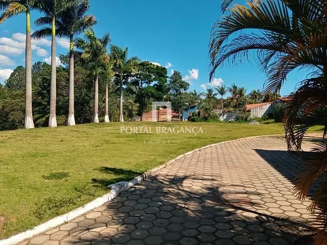Chácara com 1360m² 3 quartos e 1 banheiro, à venda, no bairro Chácara Fernão Dias em Bragança Paulista
