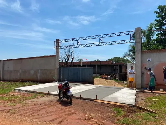Chácara com 10m² 3 quartos e 2 banheiros, à venda, no bairro Dom Pedro l em Londrina