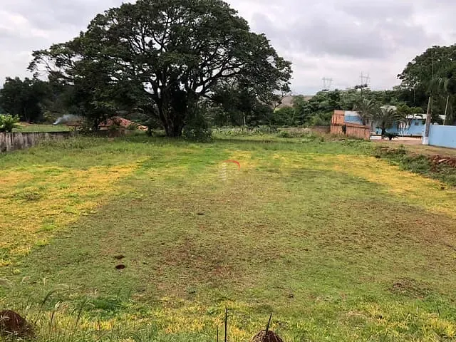Chácara com 10m² 3 quartos e 2 banheiros, à venda, no bairro Dom Pedro l em Londrina