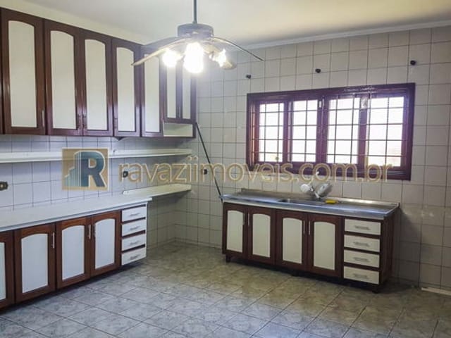 Chácara com 1800m² 3 quartos e 6 banheiros, à venda, no bairro Jardim Nova América em Louveira