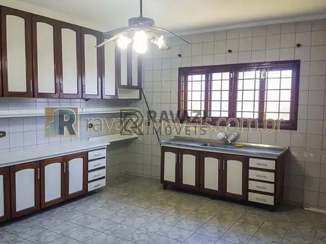 Chácara com 1800m² 3 quartos e 6 banheiros, à venda, no bairro Jardim Nova América em Louveira