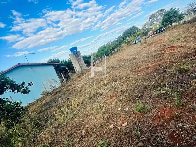 Chácara com 2000m², à venda, no bairro Residencial Tocantins em Goianira
