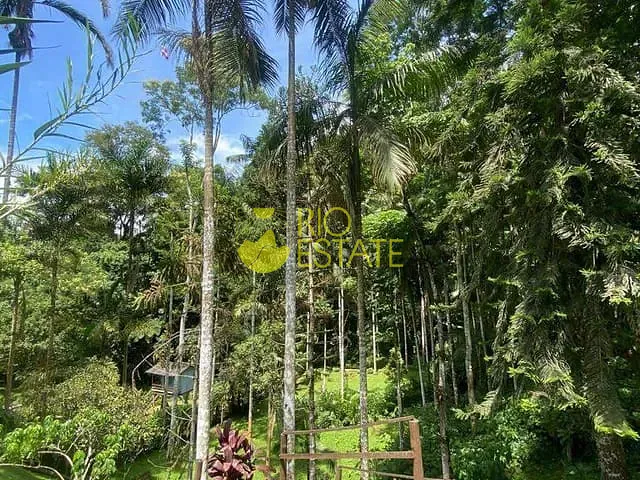 Chácara com 1850m² 2 quartos e 1 banheiro, à venda, no bairro Penedo em Itatiaia