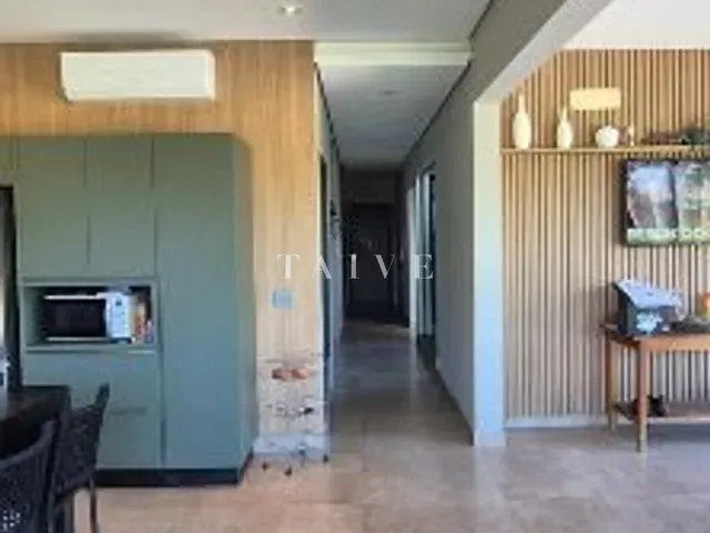 Chácara com 3000m² 5 quartos e 8 banheiros, à venda, no bairro Chácara Santa Maria em Cambé