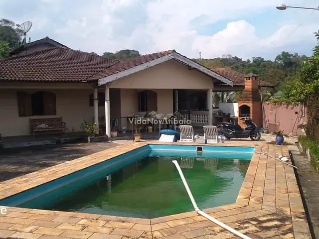 Chácara com 900m² 3 quartos e 2 banheiros, à venda, no bairro Loteamento Vale das Flores em Atibaia