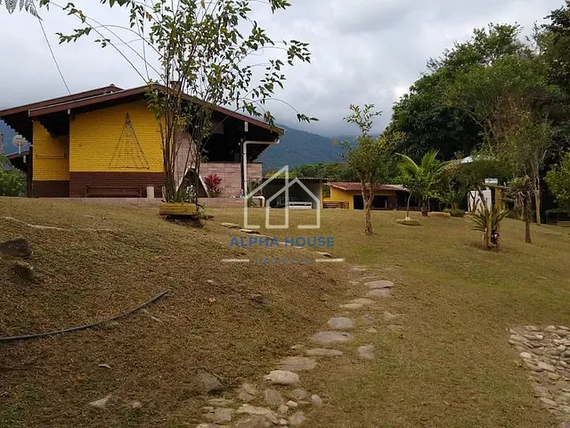 Chácara com 20000m² 3 quartos e 3 banheiros, à venda, no bairro Centro em Pindamonhangaba