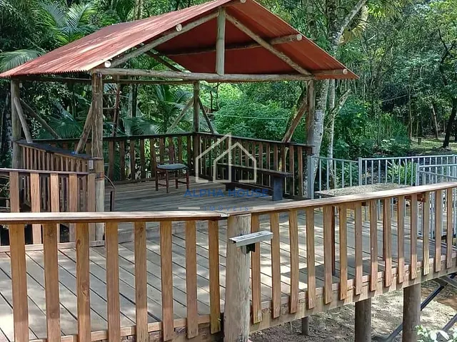 Chácara com 20000m² 3 quartos e 3 banheiros, à venda, no bairro Centro em Pindamonhangaba