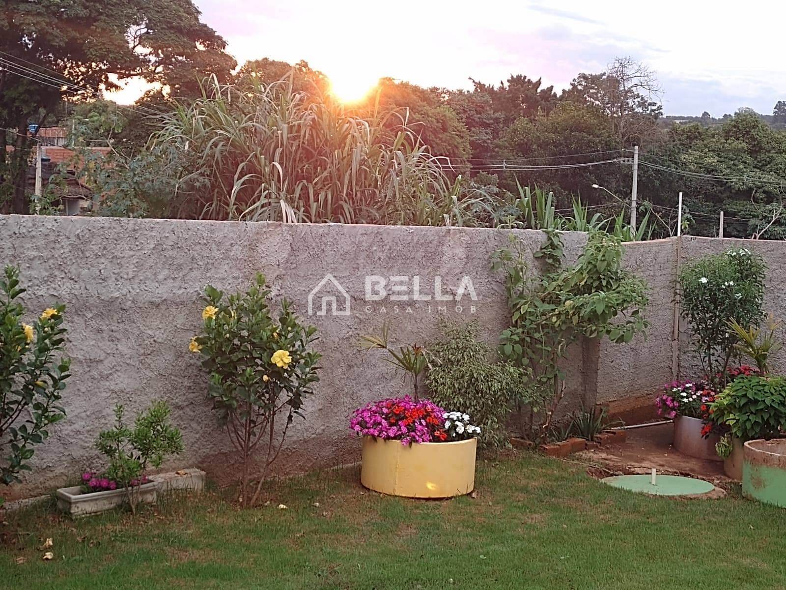 Chácara à venda com 3 quartos, 200m² - Foto 18