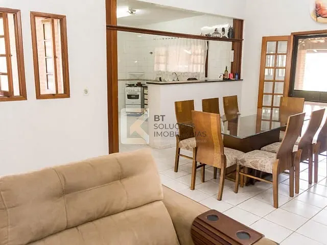 Chácara com 1000m² 3 quartos e 2 banheiros, à venda, no bairro Colinas do Mosteiro de Itaici em Indaiatuba