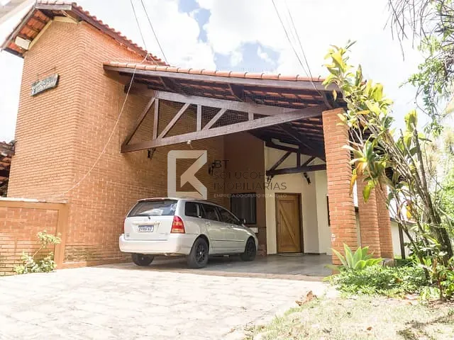 Chácara com 1000m² 3 quartos e 2 banheiros, à venda, no bairro Colinas do Mosteiro de Itaici em Indaiatuba