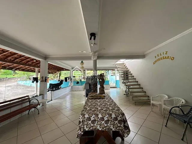 Chácara com 3000m² 4 quartos e 5 banheiros, à venda, no bairro Chácaras de Recreio Cruzeiro do Sul em Santa Bárbara D'Oeste