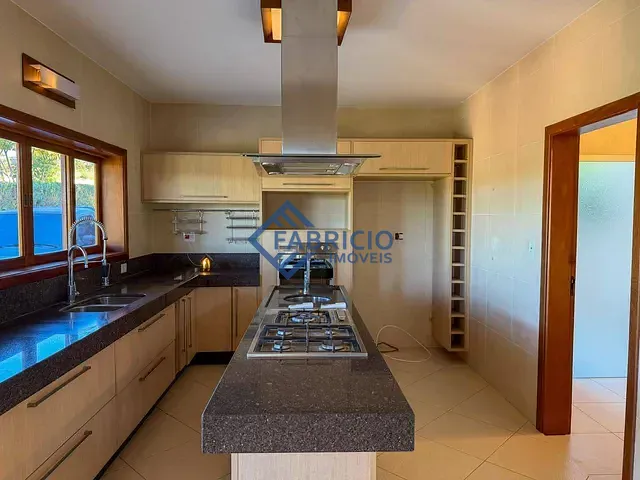 Chácara com 2500m² 3 quartos e 2 banheiros, à venda, no bairro Dois Córregos em Valinhos