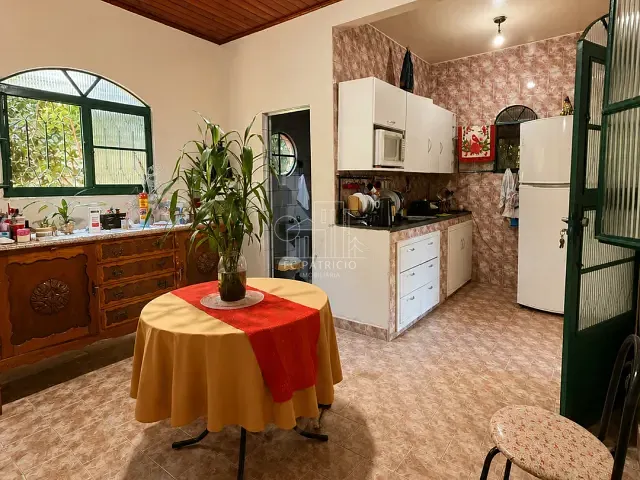 Chácara com 2100m² 2 quartos e 1 banheiro, à venda, no bairro Vale das Pedrinhas em Guapimirim
