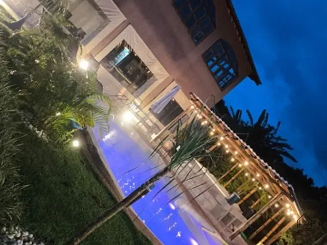 Chácara com 1000m² 6 quartos e 5 banheiros, à venda, no bairro Piratuba  em Ibiúna