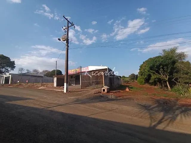Chácara com 2172m² 3 quartos e 2 banheiros, à venda, no bairro Coqueiral em Arapongas