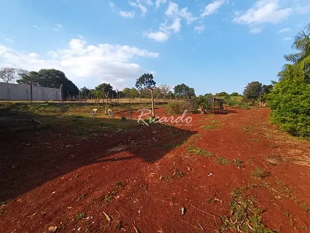 Chácara com 2172m² 3 quartos e 2 banheiros, à venda, no bairro Coqueiral em Arapongas