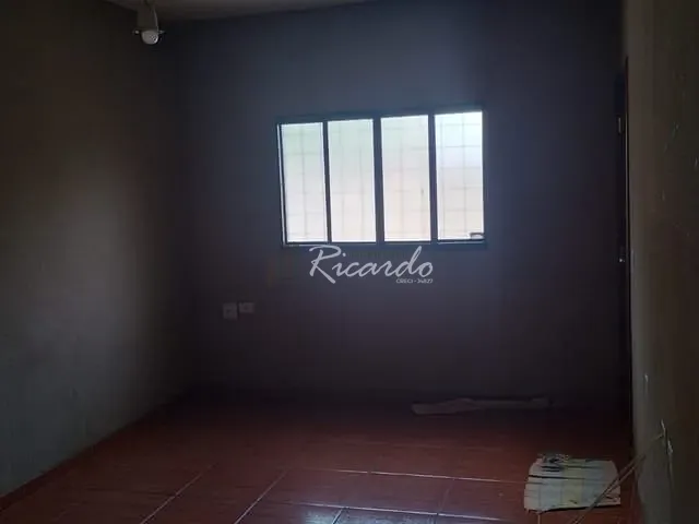 Chácara com 2172m² 3 quartos e 2 banheiros, à venda, no bairro Coqueiral em Arapongas