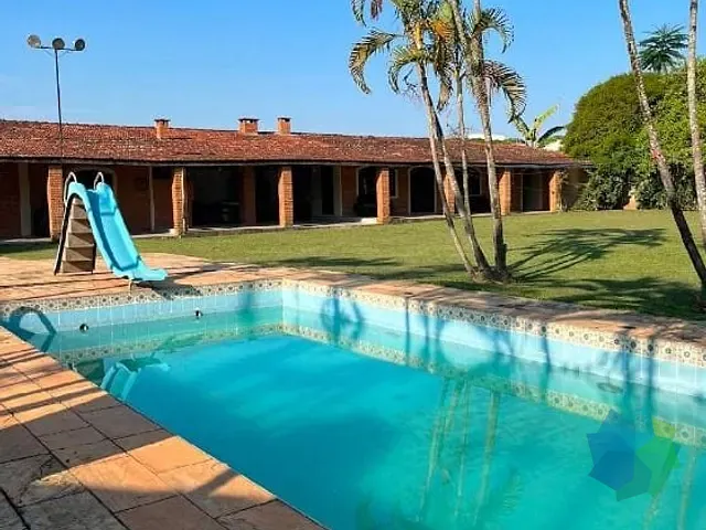 Chácara com 2865m² 6 quartos e 3 banheiros, à venda, no bairro João Jabour em Salto