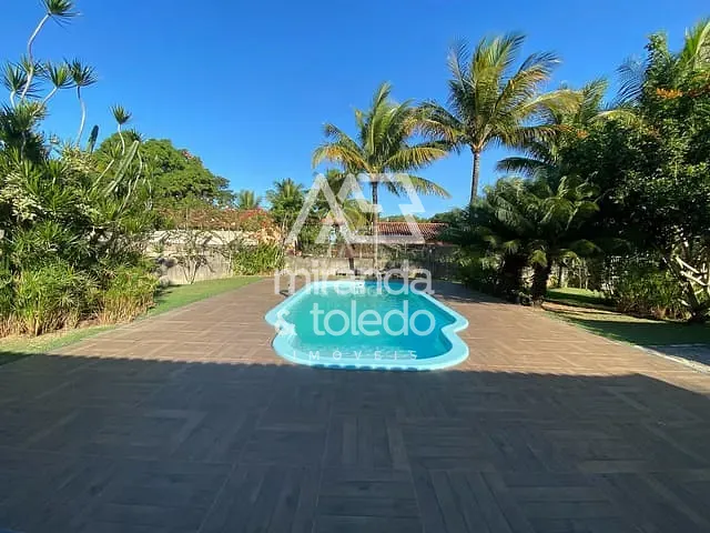 Chácara com 10000m² 3 quartos e 2 banheiros, à venda, no bairro Comunidade Urbana de Jaboticaba em Guarapari