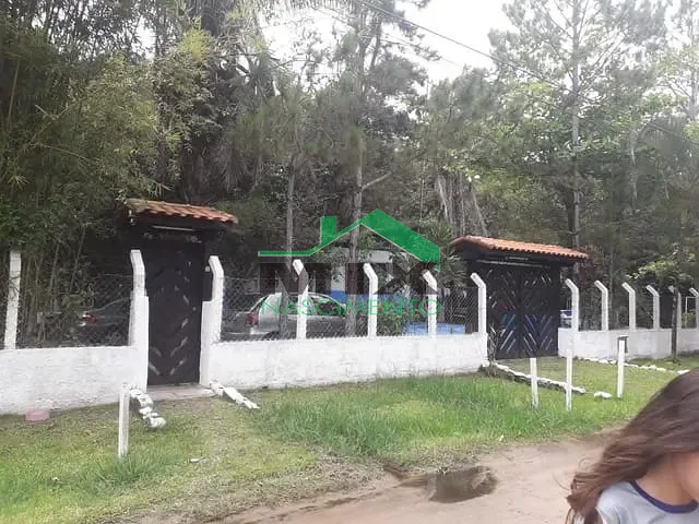 Chácara com 175m² 3 quartos e 3 banheiros, à venda, no bairro Jardim Bopiranga em Itanhaém