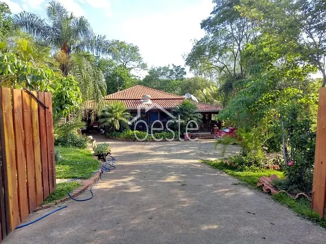 Chácara com 10000m² 3 quartos e 5 banheiros, à venda ou para alugar, no bairro Água Seca em Piracicaba