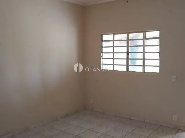 Chácara com 1000m² 3 quartos e 2 banheiros, à venda, no bairro Parque Residencial Martinelli em Artur Nogueira
