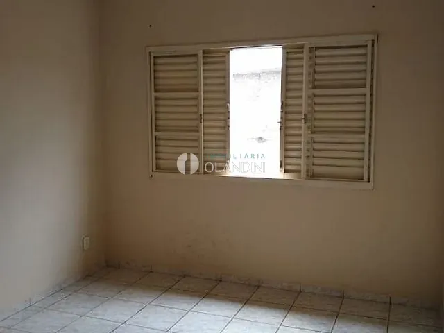 Chácara com 1000m² 3 quartos e 2 banheiros, à venda, no bairro Parque Residencial Martinelli em Artur Nogueira