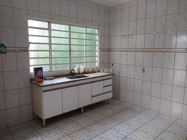 Chácara com 1000m² 3 quartos e 2 banheiros, à venda, no bairro Parque Residencial Martinelli em Artur Nogueira