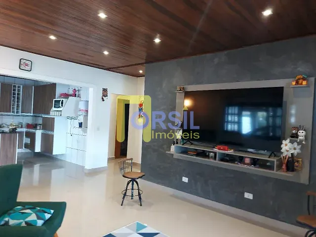 Chácara com 1700m² 3 quartos e 3 banheiros, à venda, no bairro Maracatu em Guararema