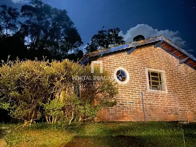 Chácara com 58000m² 3 quartos e 3 banheiros, à venda, no bairro Boa Vista dos Silva em Bragança Paulista