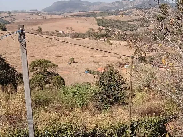 Chácara com 1250m² 2 quartos e 1 banheiro, à venda, no bairro BUGRES DO RIO VERDE em Caldas