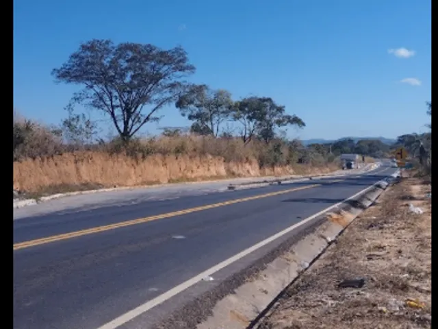 Chácara com 5780m² 3 quartos e 2 banheiros, à venda, no bairro Condomínio Turmalinas em Esmeraldas