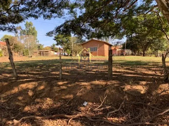 Chácara com 1613m² 1 quarto e 1 banheiro, à venda, no bairro Zona Rural em Guaxupé