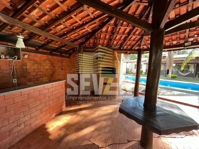 Chácara com 1200m², à venda, no bairro Vale do Igapó em Bauru