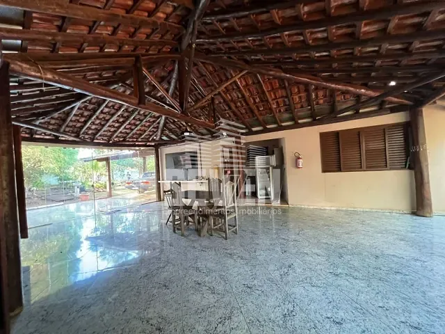 Chácara com 1200m², à venda, no bairro Vale do Igapó em Bauru