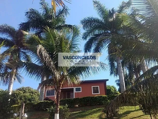 Chácara com 2000m² 4 quartos e 5 banheiros, à venda, no bairro Freitas em São José Dos Campos