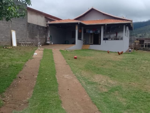 Chácara com 1000m² 2 quartos e 2 banheiros, à venda, no bairro Bairro dos Rosas em Cambuí