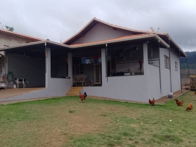 Chácara com 1000m² 2 quartos e 2 banheiros, à venda, no bairro Bairro dos Rosas em Cambuí
