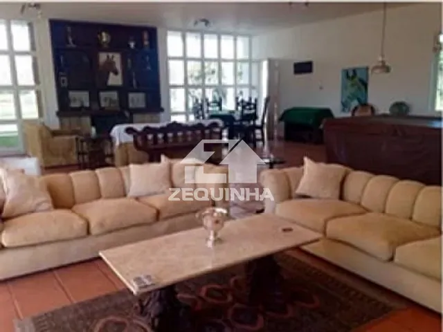 Chácara com 106480m² 10 quartos e 9 banheiros, à venda, no bairro Centro em Cesario Lange