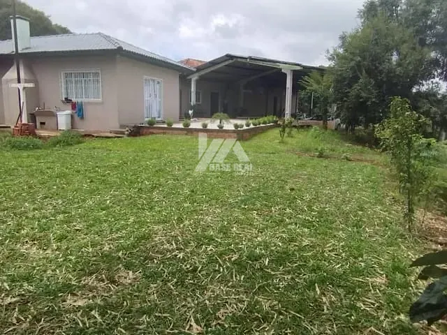 Chácara com 2570m² 2 quartos e 1 banheiro, à venda ou para alugar, no bairro Periquitos em Ponta Grossa