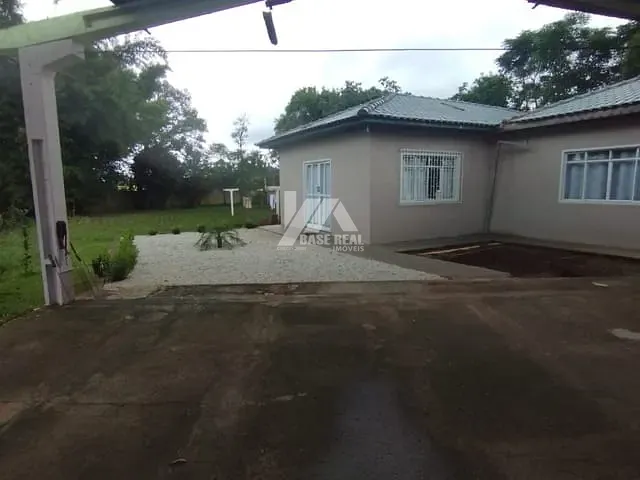 Chácara com 2570m² 2 quartos e 1 banheiro, à venda ou para alugar, no bairro Periquitos em Ponta Grossa