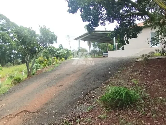 Chácara com 2570m² 2 quartos e 1 banheiro, à venda ou para alugar, no bairro Periquitos em Ponta Grossa