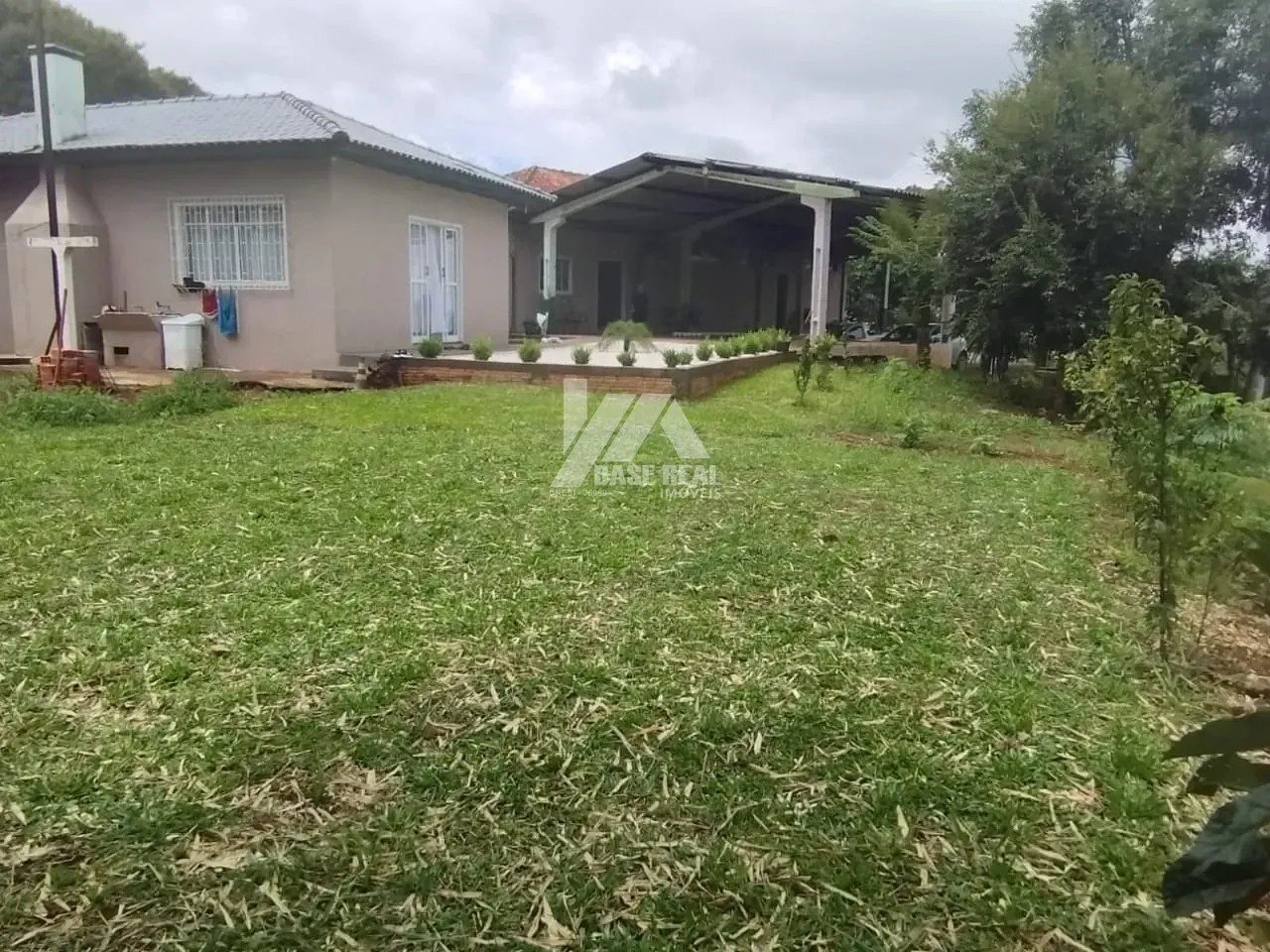 Chácara à venda e Locação no Chapada — Periquitos