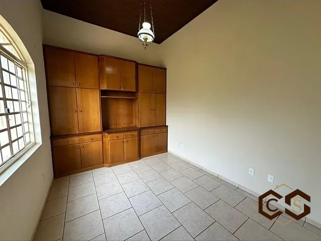 Chácara com 1023m² 3 quartos e 3 banheiros, à venda, no bairro Colinas de Indaiatuba II em Indaiatuba