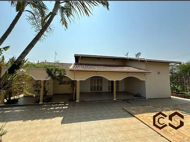 Chácara com 1023m² 3 quartos e 3 banheiros, à venda, no bairro Colinas de Indaiatuba II em Indaiatuba