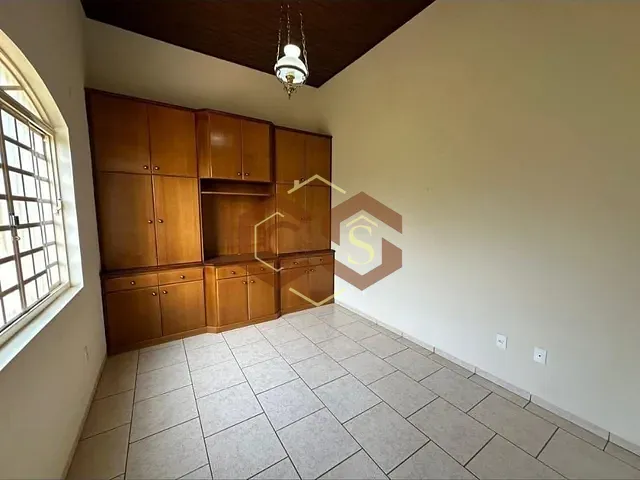 Chácara com 1023m² 3 quartos e 3 banheiros, à venda, no bairro Colinas de Indaiatuba II em Indaiatuba