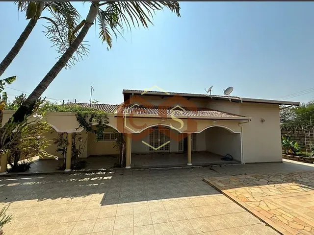 Chácara com 1023m² 3 quartos e 3 banheiros, à venda, no bairro Colinas de Indaiatuba II em Indaiatuba
