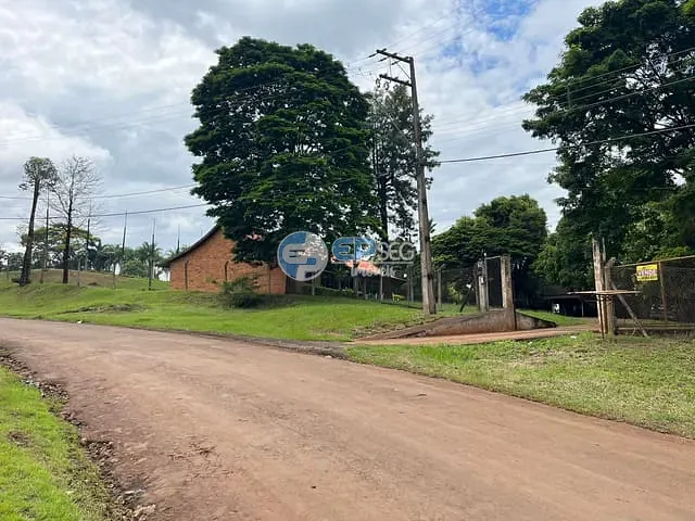 Chácara com 7260m², à venda, no bairro Cafezal em Londrina