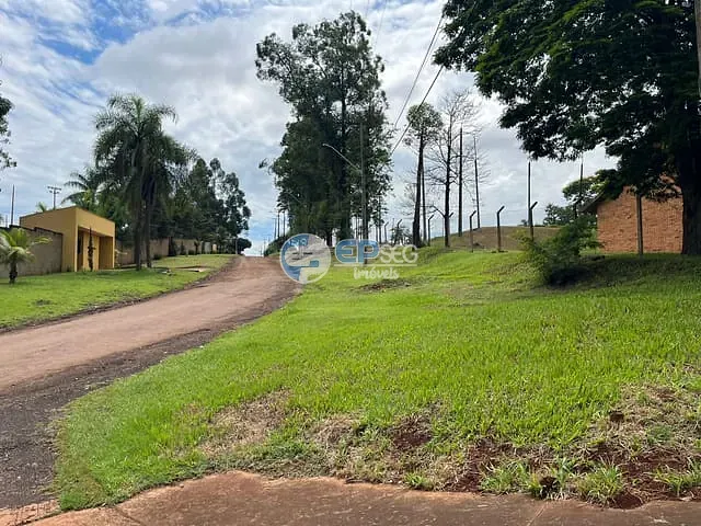 Chácara com 7260m², à venda, no bairro Cafezal em Londrina