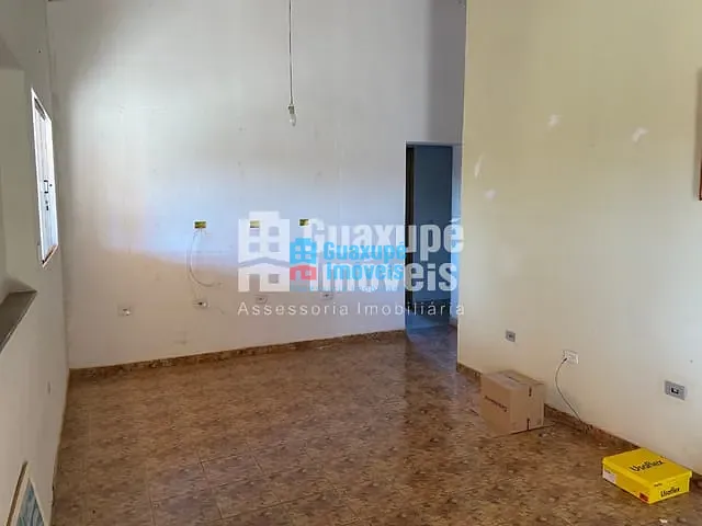 Chácara com 410m² 2 quartos e 2 banheiros, à venda, no bairro BOM JARDIM em GUAXUPÉ